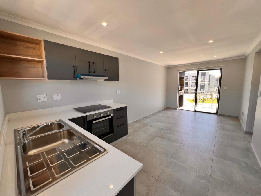 2 Bedroom Property for Sale in Parklands East Western Cape